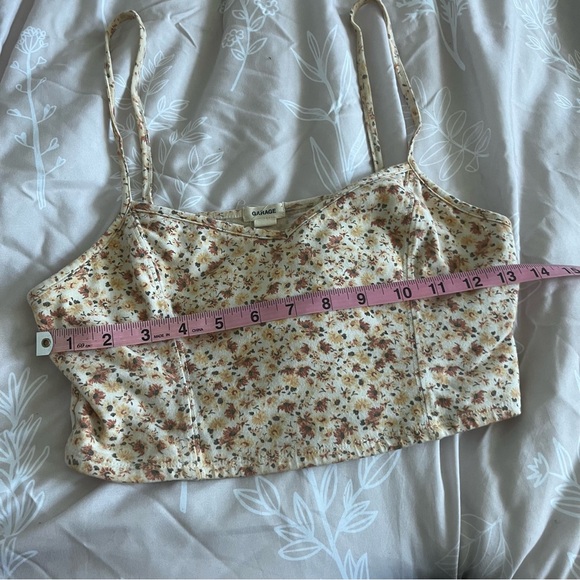 garage yellow floral crop tank top 🌼 - Picture 3 of 5